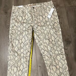 🐍 Joe’s Cigarette Jeans Snake Print size 34